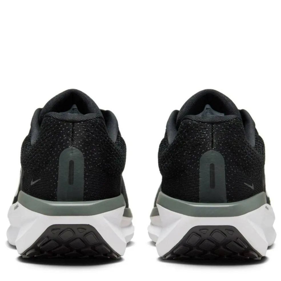 Winflo 11 Mens Road Running Shoes