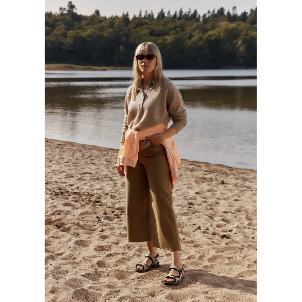 Women's Seasonal Walking Sandals