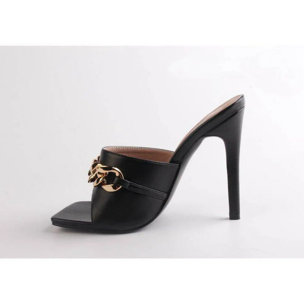 Women's Chain Detail Flat Sandal
