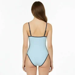 Women's Non Padded Adjustable Wired Scoop Neck Swimsuit
