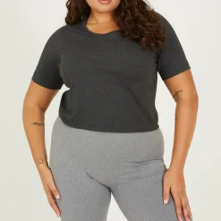 Womens Plus Size Cropped Round Neck T-shirt