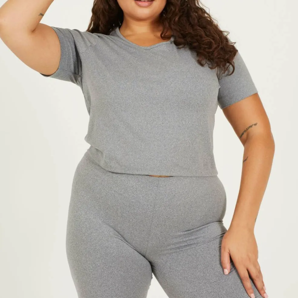 Womens Plus Size Cropped Round Neck T-shirt
