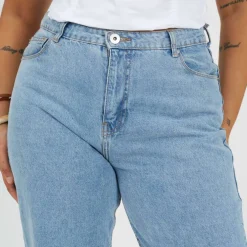 Womens Plus Size Jeans wuth Turn Up Hem