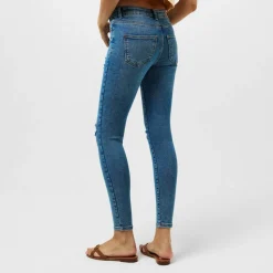 Women's Slim Fit Jeans