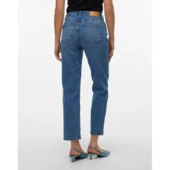 Women's Straight Leg Jeans