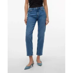 Women's Straight Leg Jeans