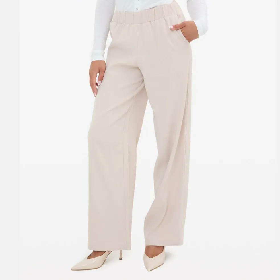 Woven Straight Leg Trouser